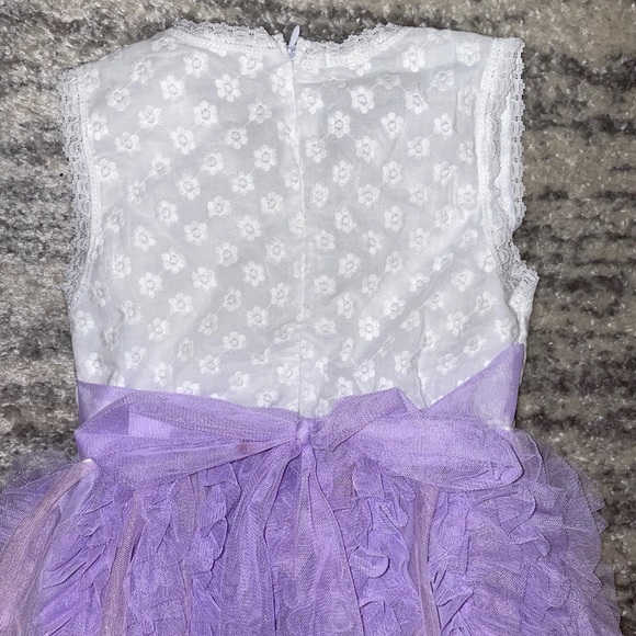 Lilac and Ruffle - Picture 4 of 6